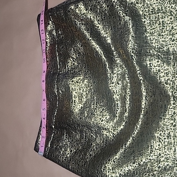 Alyx Size 4 Gold Lame over Black Back Slit Skirt, Good Used Condition - Picture 3 of 9
